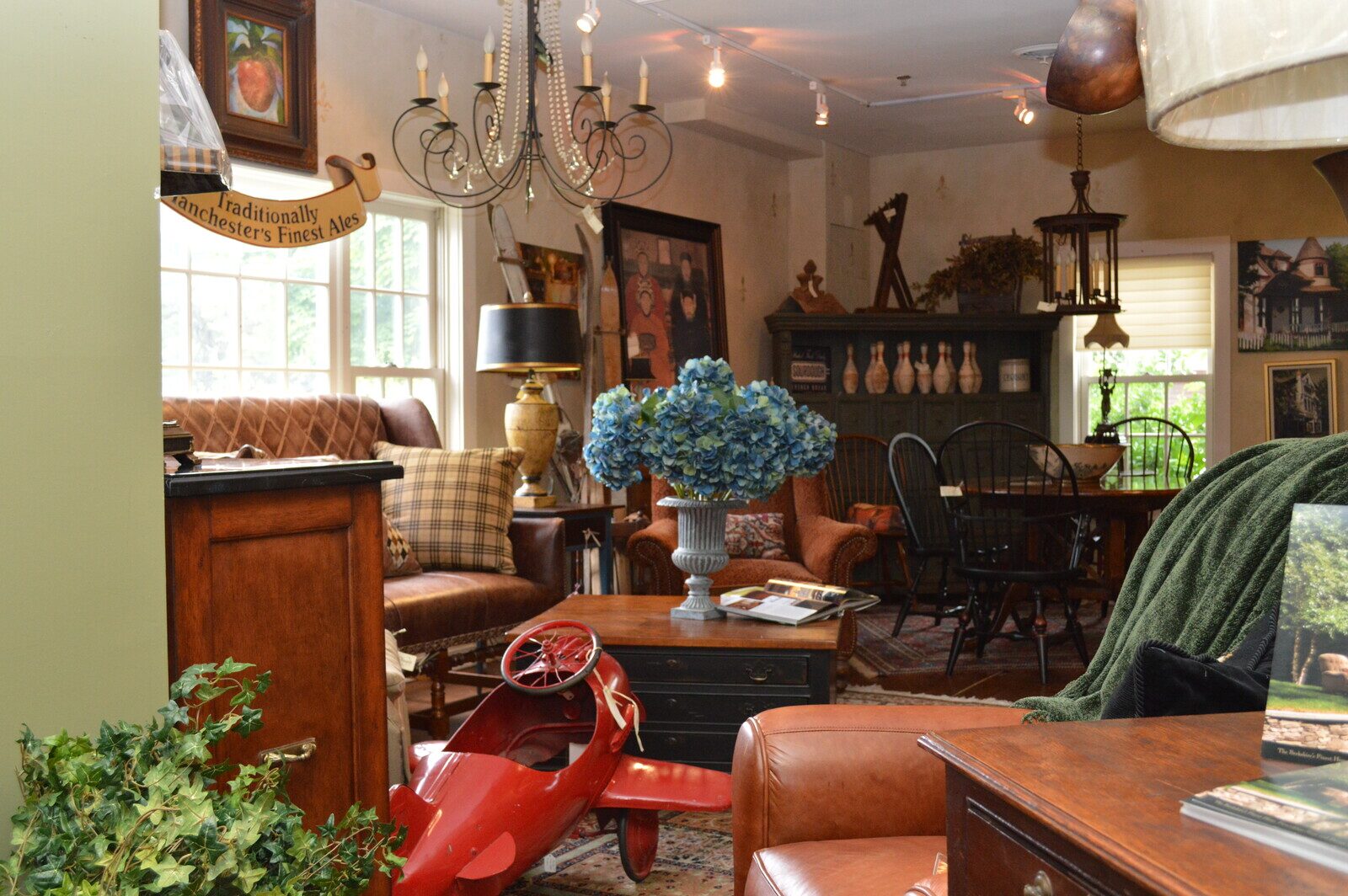 Wingate showroom — living room vignette