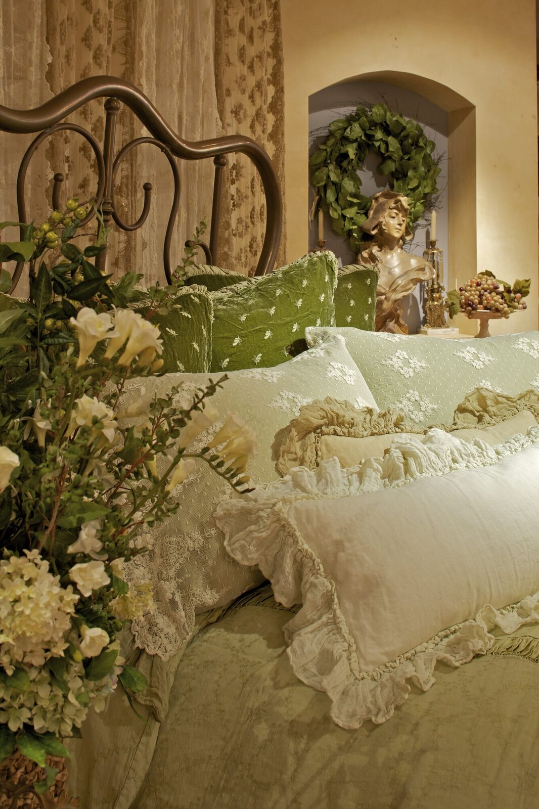 Wingate showroom — design vignette